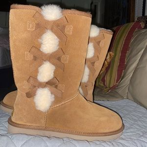 Chestnut colored Koolaburra by UGGs Victoria Tall Boot Size 9W